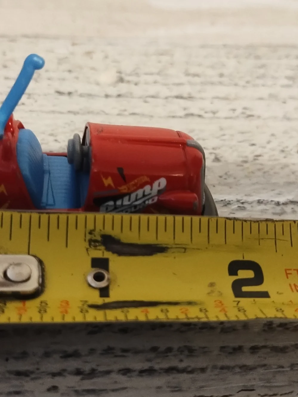 Hot Wheels Basic Loose 2017  bump around red HW Fun Park Die cast metal